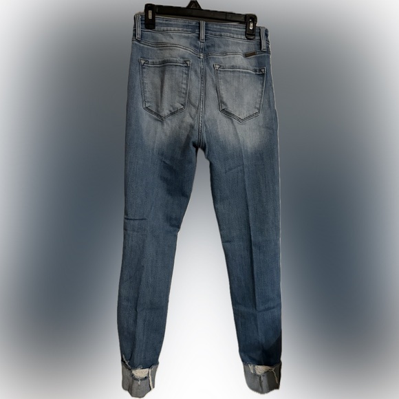 KanCan™ Curvy High Rise Ripped Cuffed Hem Skinny Jean - Size 28, Like New - Picture 2 of 6
